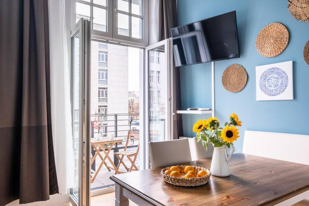 Sc 05 By Rockchair Apartments L Superhost Status L 2 Bedrooms Boxspringbeds Balcony Elevator - Cozy Family & Business Flair Welcomes You! ベルリン エクステリア 写真