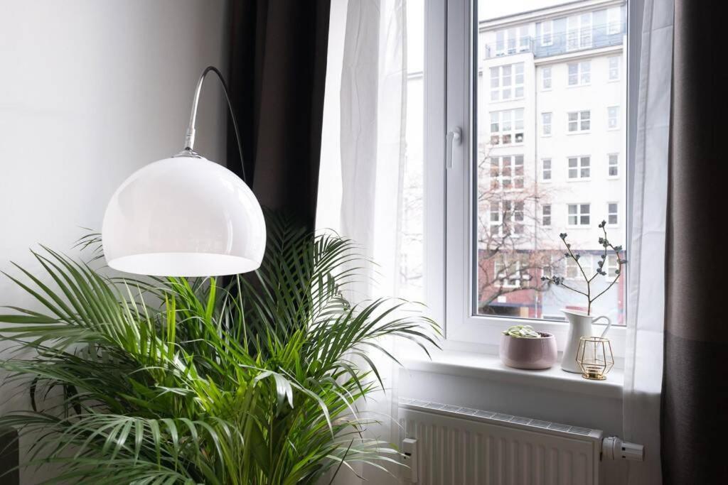 Sc 05 By Rockchair Apartments L Superhost Status L 2 Bedrooms Boxspringbeds Balcony Elevator - Cozy Family & Business Flair Welcomes You! ベルリン エクステリア 写真
